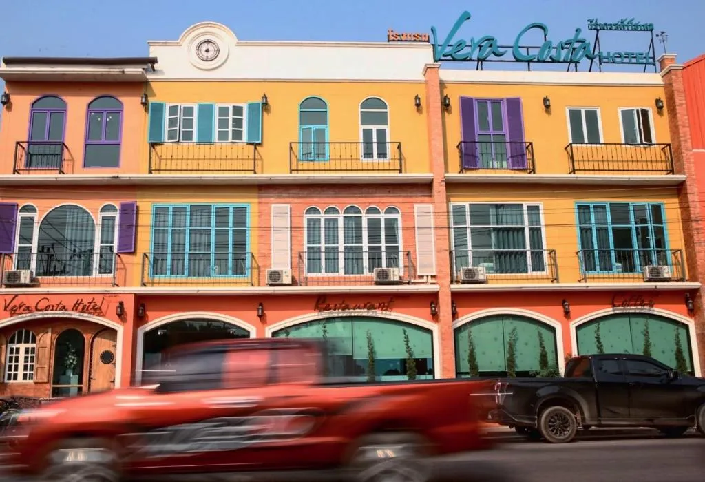 Vera Costa Hotel，位于廊开的酒店