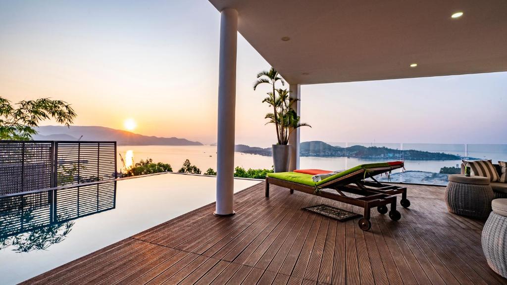 芽庄海滨豪华别墅安阮 (Nha Trang Oceanfront Luxury Villa Anh Nguyen) - 1