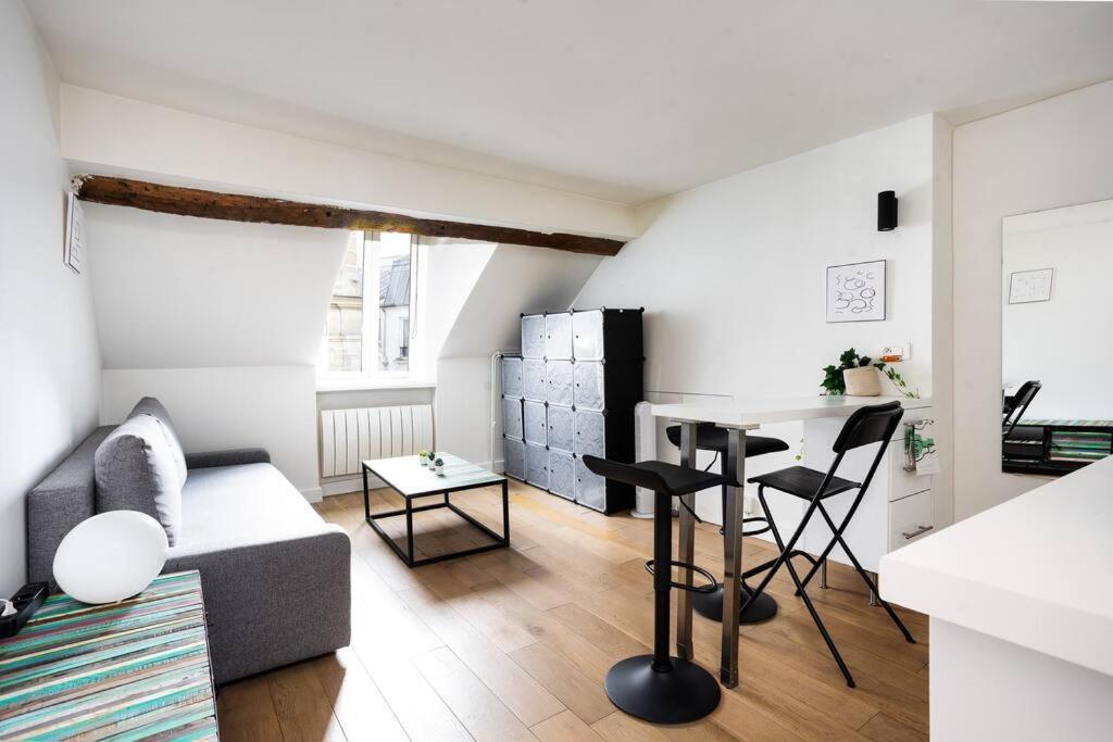 Promo! Best location! Duplex apt near the Louvre - 5