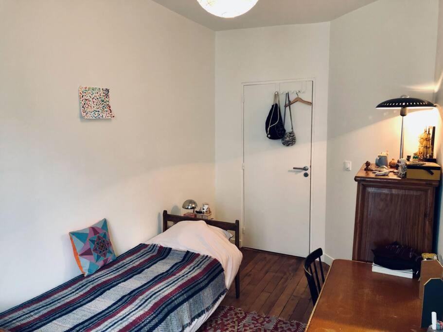 3 bedrooms apartment, Parisian style - 3