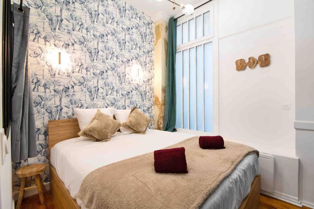 MONTMARTRE, Gare de l'EST, suite 1 chambre 2 à 4P - 5