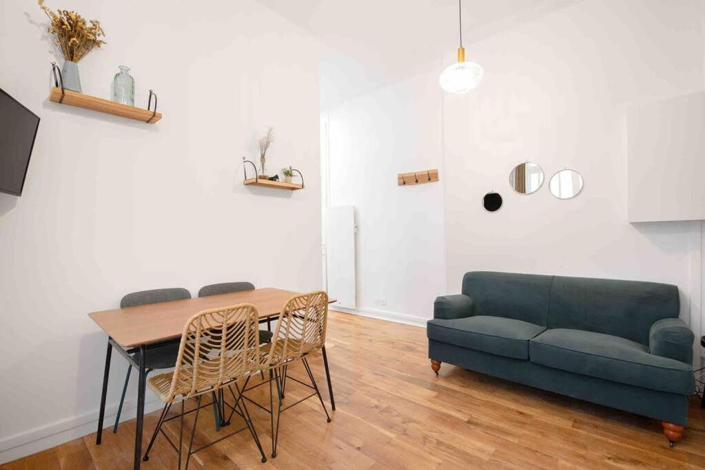 MONTMARTRE, Gare de l'EST, suite 1 chambre 2 à 4P - 3