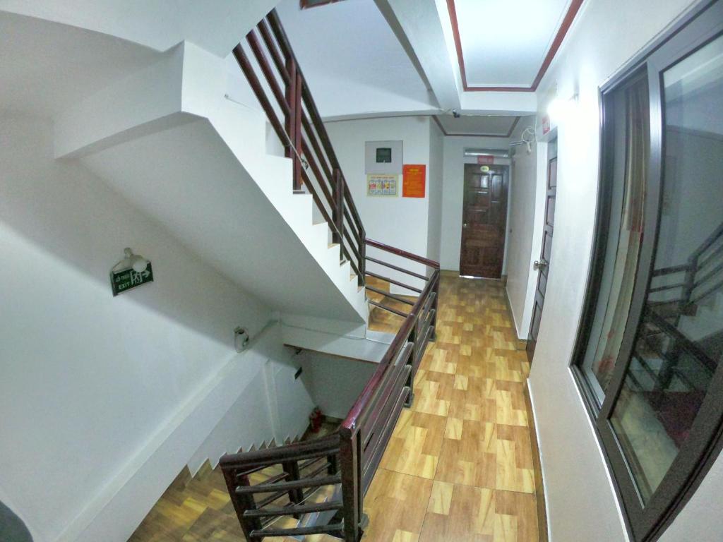 Minh Hưng Hostel