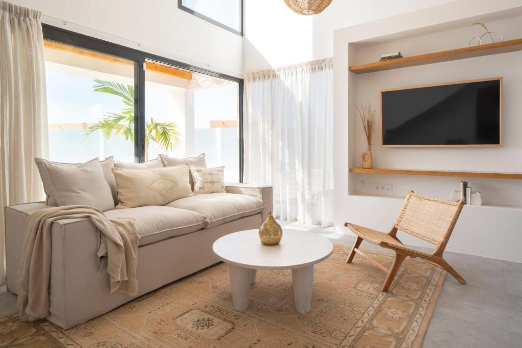 Villa NOMA - Design Home with Pool in Corralejo - by LUNA - 4