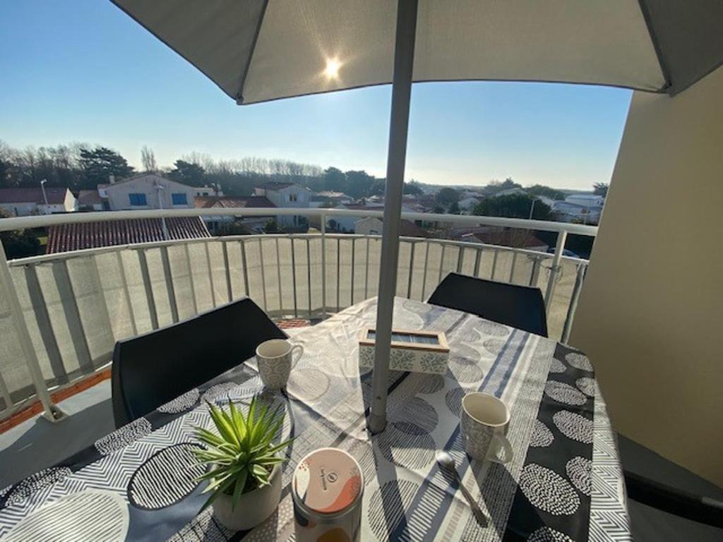 Apartment SaintGillesCroixdeVie, 2 pièces FR1428161