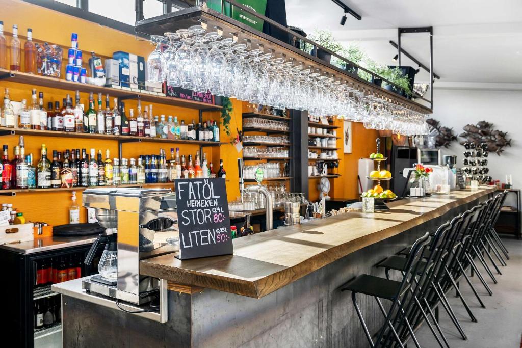 Bar/lounge