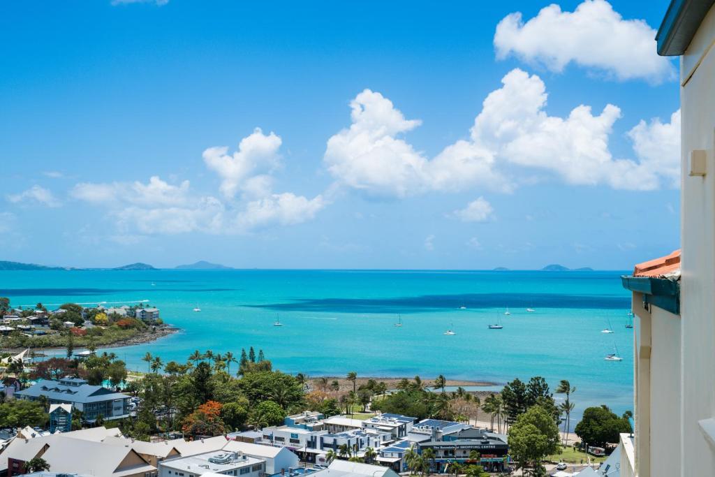 Mediterranean Escape, Airlie Beach