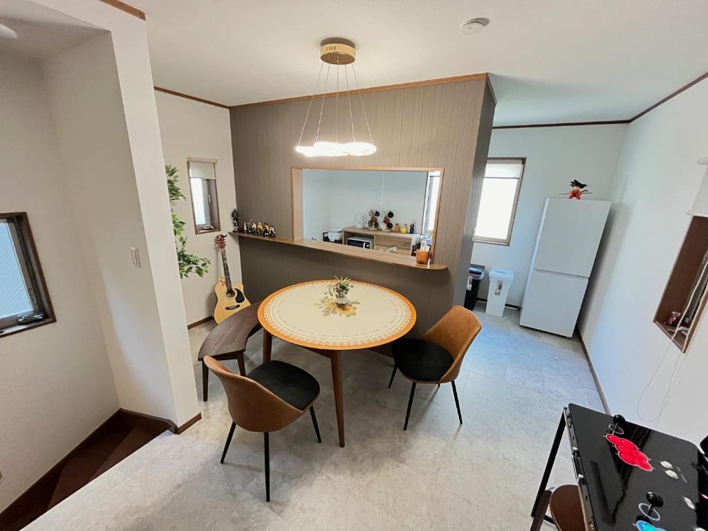 Charming New Home Launch: Direct access to Narita & Haneda Airports, Shinjuku, and Disneyland; Close to Asakusa & Akihabara!, Tokio
