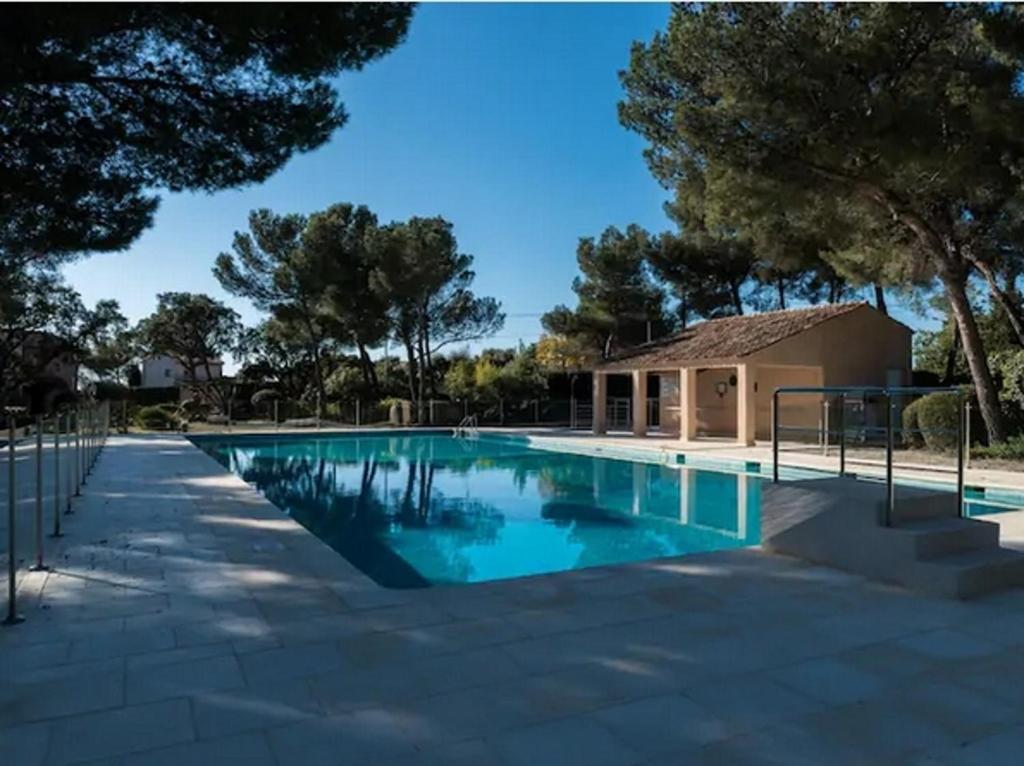 Ferienhaus La Belle Vie mit Garten, Meerblick, Gemeinschaftspool, 3 Minuten zum Meer - 2