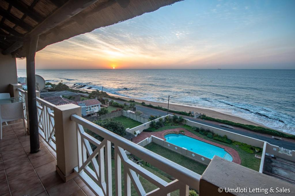 33 Waterfront with Inverter, Umdloti