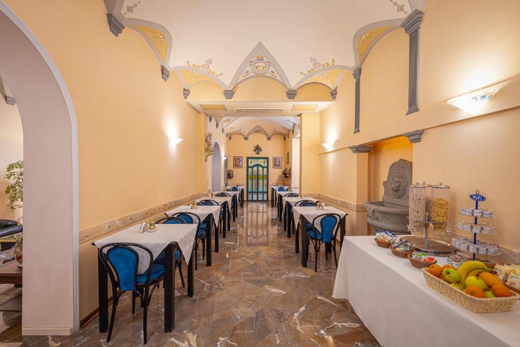 Food and beverages, Hotel City in Florence