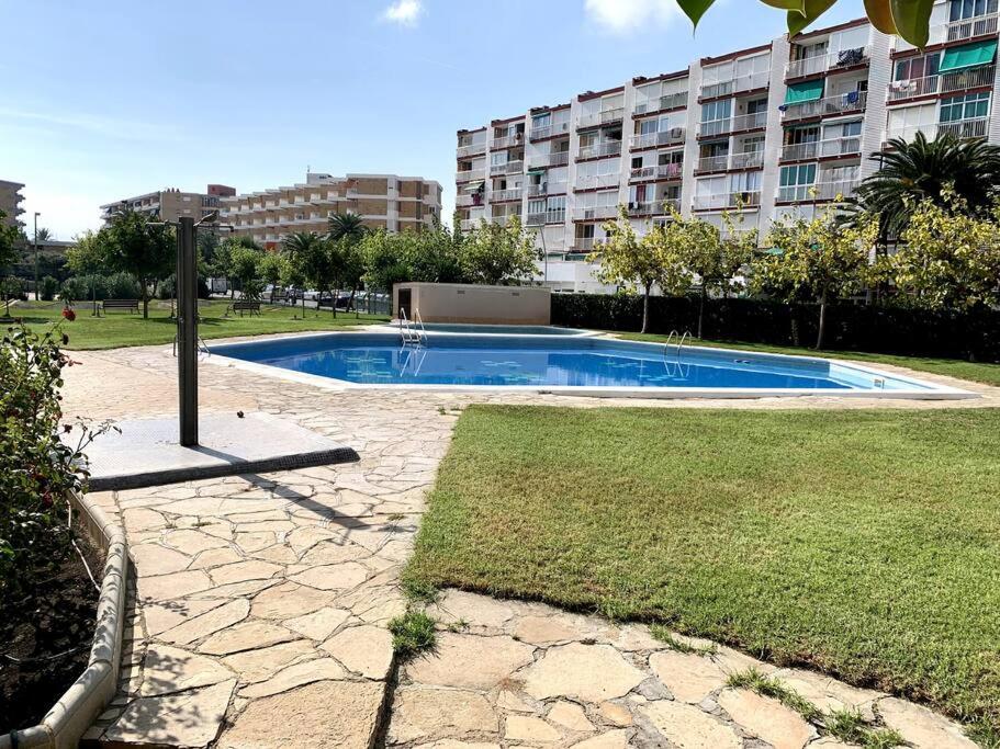 A 5 min de la playa con PISCINA Ideal parejas Relax total ''Bouquet Dream La Pineda'' - 1