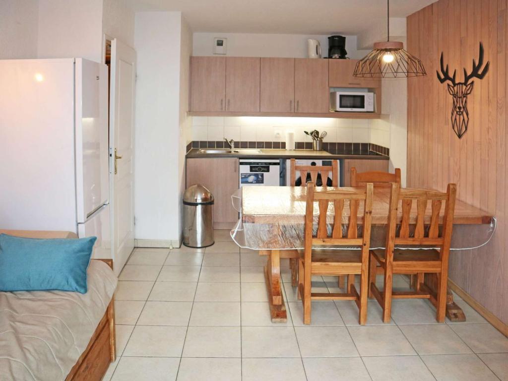 Appartement skis aux pieds avec piscine, 4/5 personnes, Les Orres 1800 - FR-1-322-539 - 2