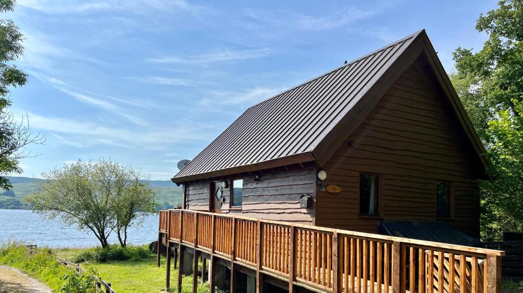 Lochside Lodge