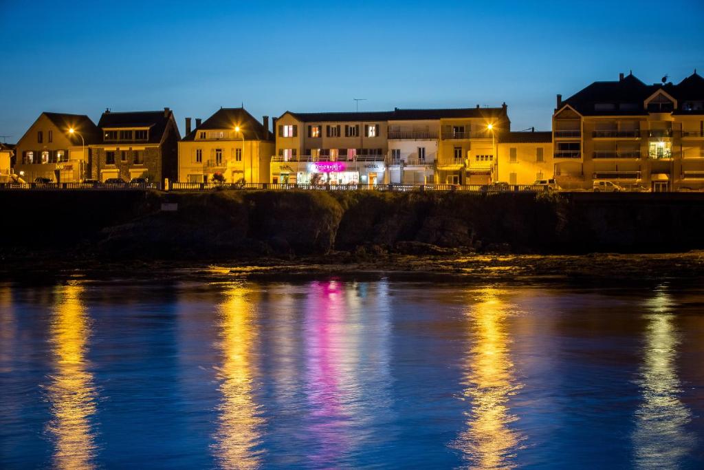 Logis Hotel Sea View 전경