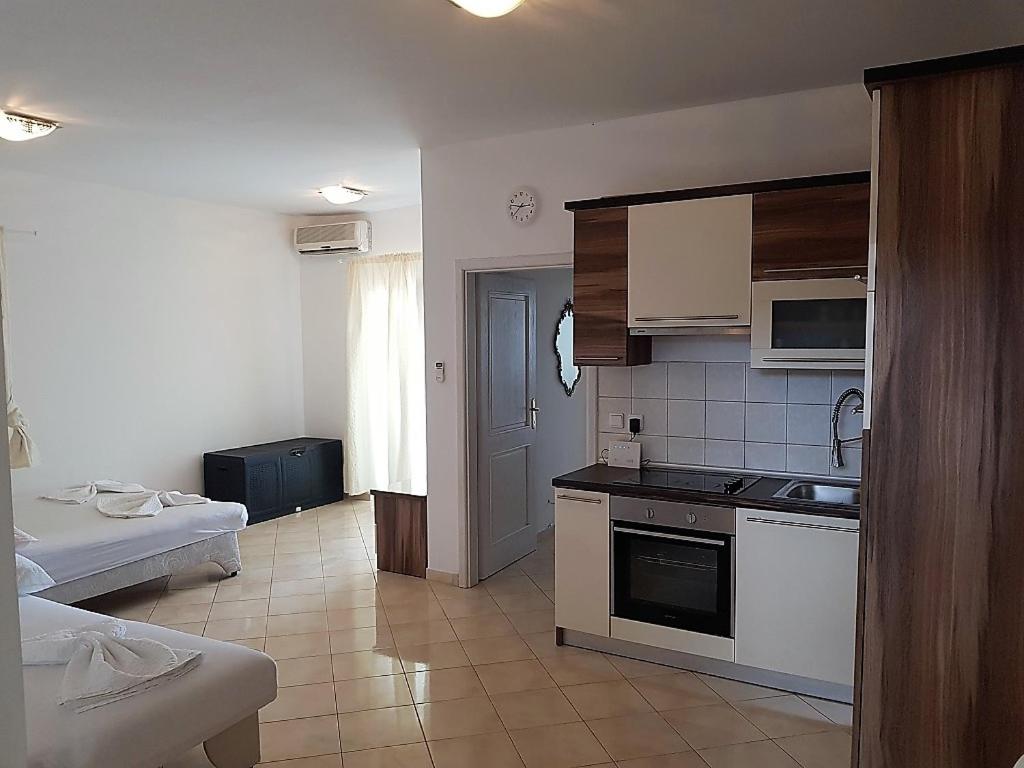 Apartment Oasis - Novalja, Novalja