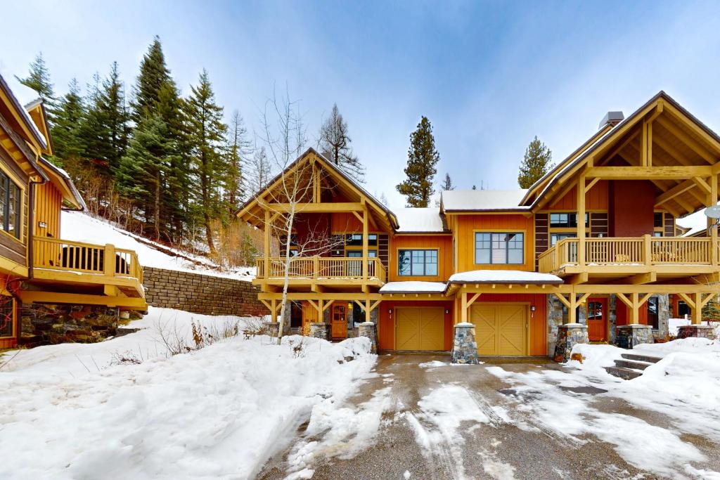 Tamarack Resort Retreat, Donnelly