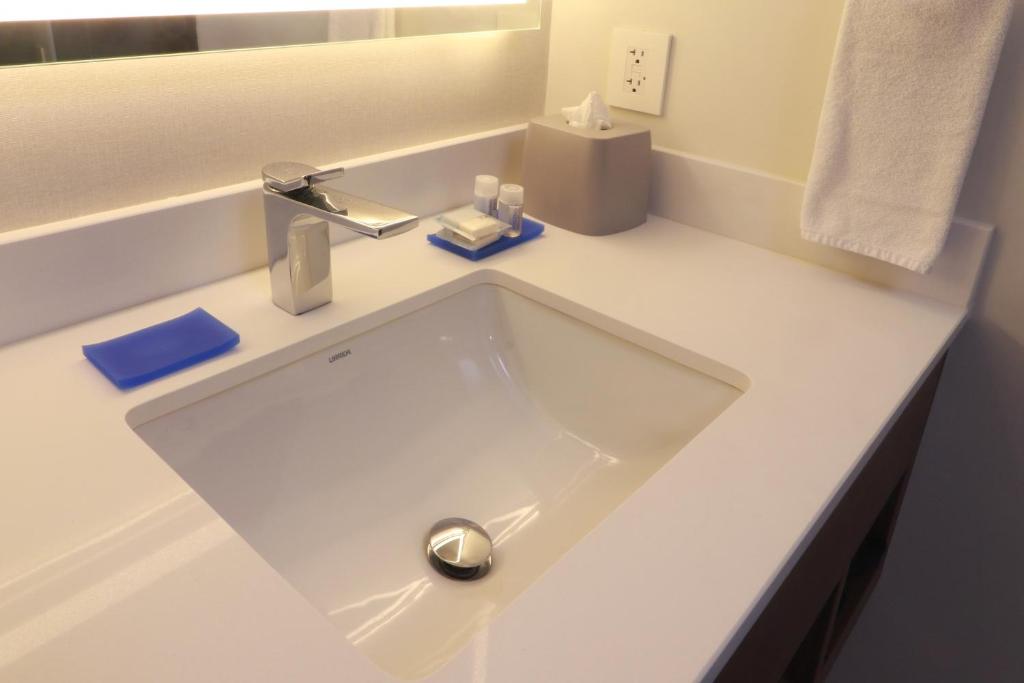 Holiday Inn Express Guadalajara Iteso by IHG - 4