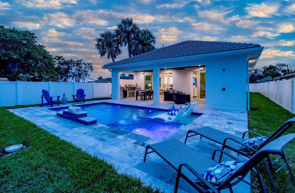 Tropical Delight, Naples