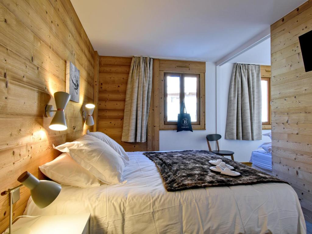 Luxueux Appartement 2 Chambres au Cœur de Courchevel 1850, Balcon, Parking et Services Inclus - FR-1-613A-7 - 4