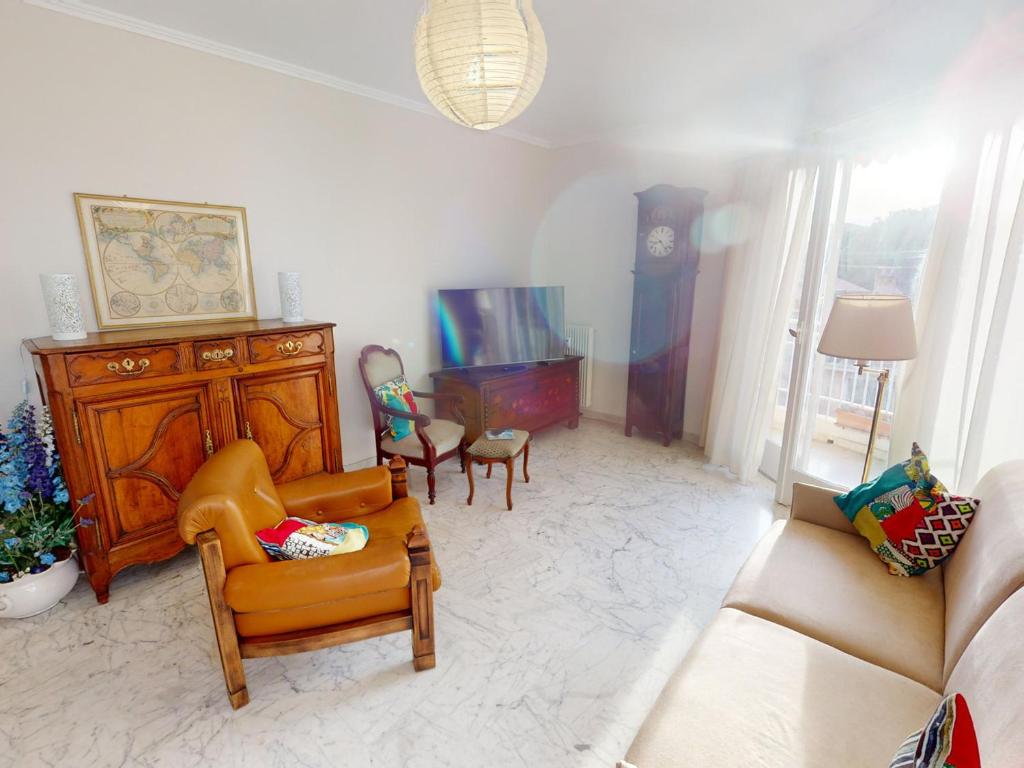 Spacieux 3P avec balcon et parking à Menton - FR-1-196-347 - 3