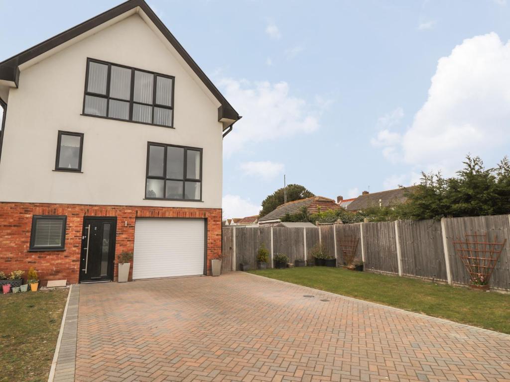 The Hideaway Beach House, New Romney