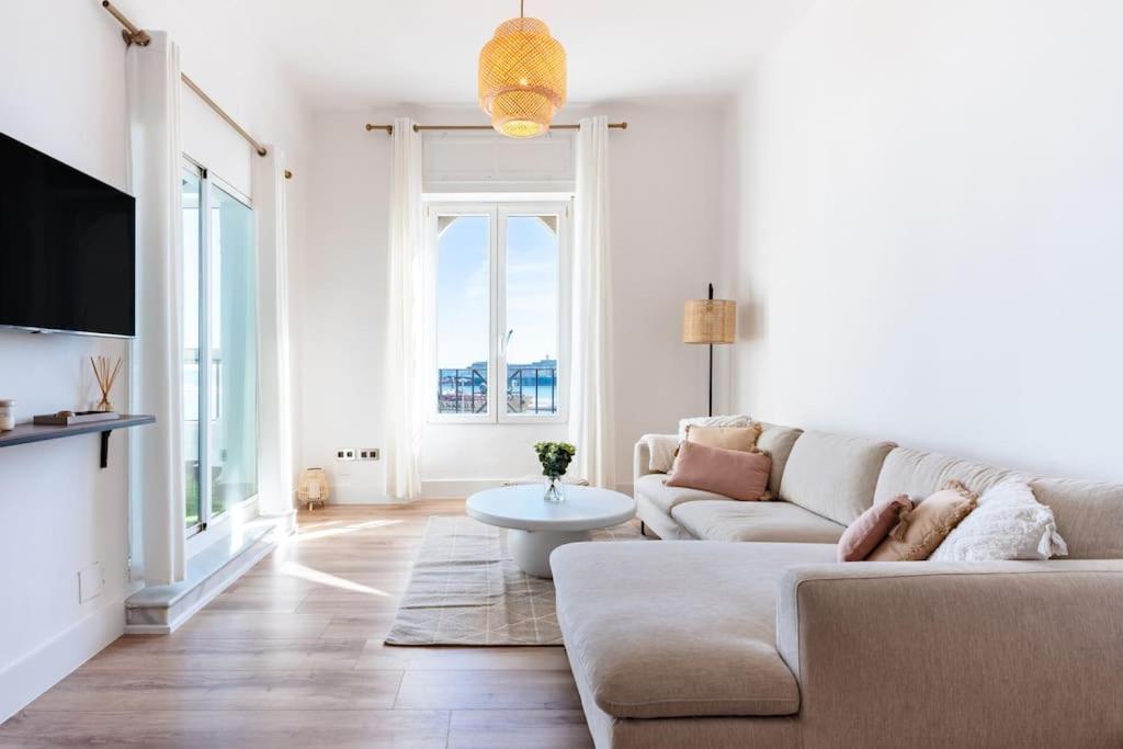 Luxury Penthouse with sea view in Soho - 2
