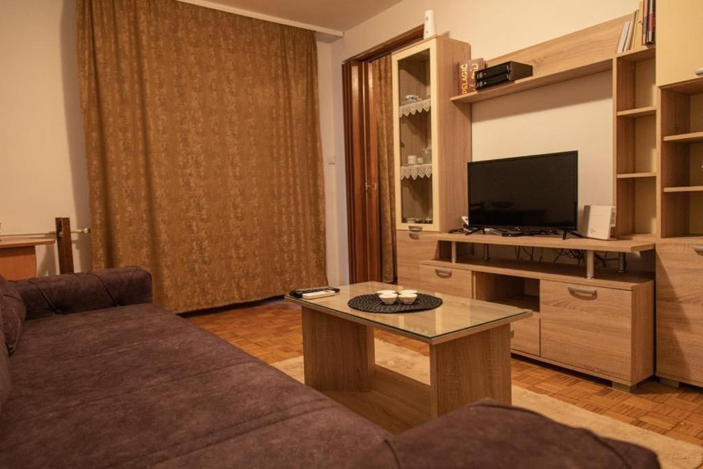 Apartman TWO, Magnohrom