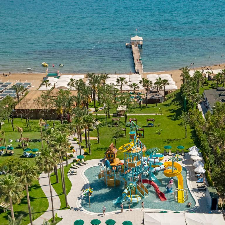 Dobedan Beach Resort Comfort ''Ex Brand Alva Donna Beach Resort Comfort'' — Attractions for children in Side