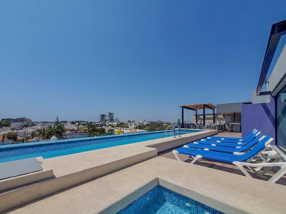 Penthouse Con Terraza en Zona Dorada - 4