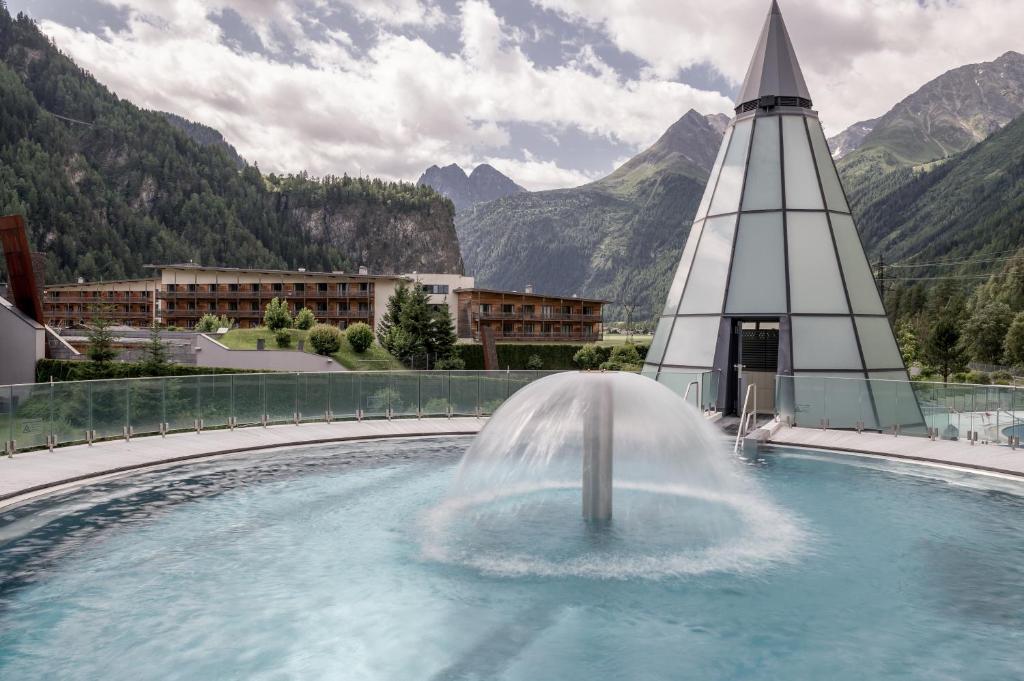 Hot spring bath