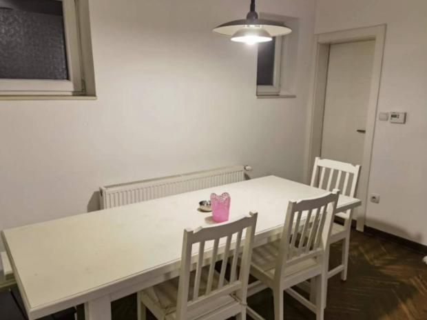 Zemun Villa Private Room - 3