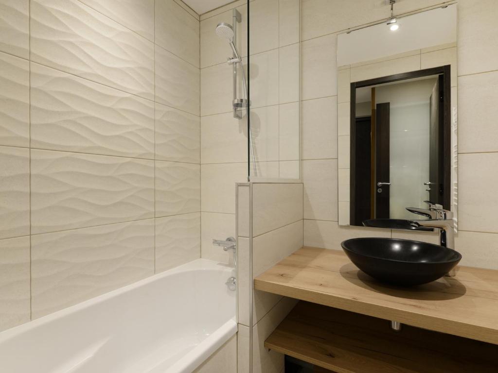 Bel appartement rénové avec accès direct aux pistes à Belle Plagne - 4