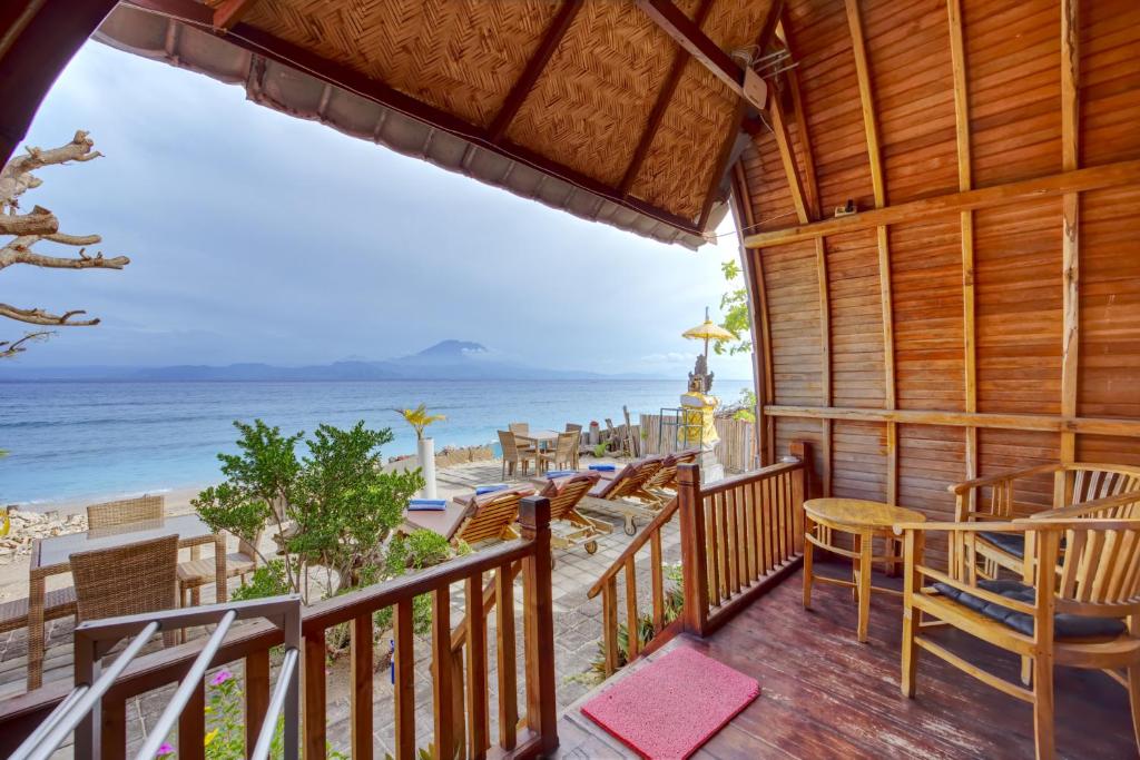 Santen Beach Bungalows