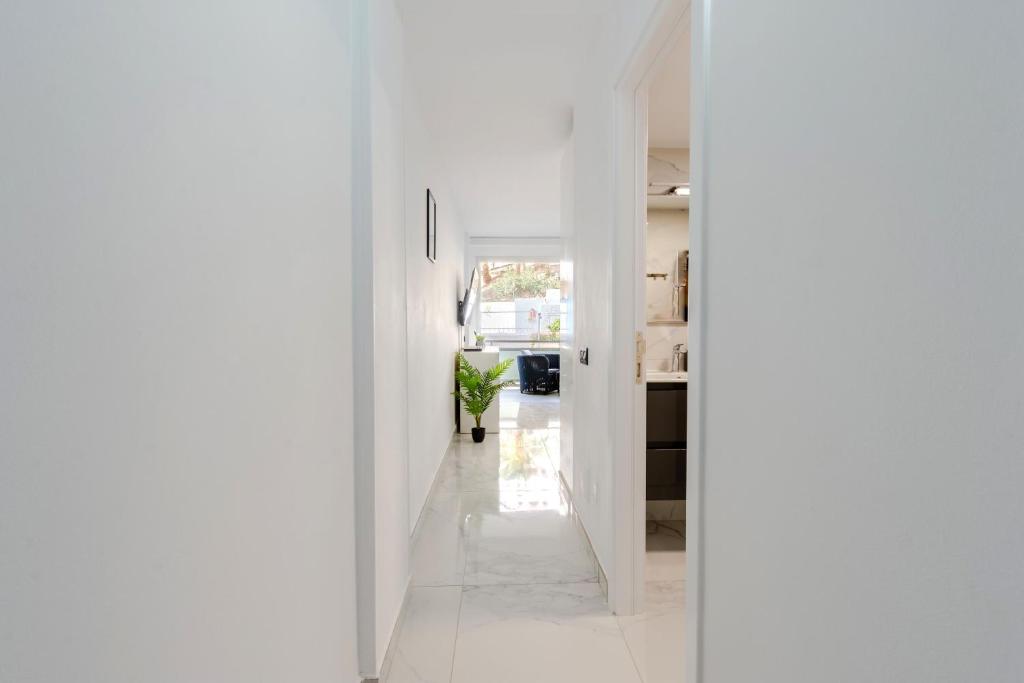 THE WHITE CORNER BY HOMESTAYGRANCANARIA - 3