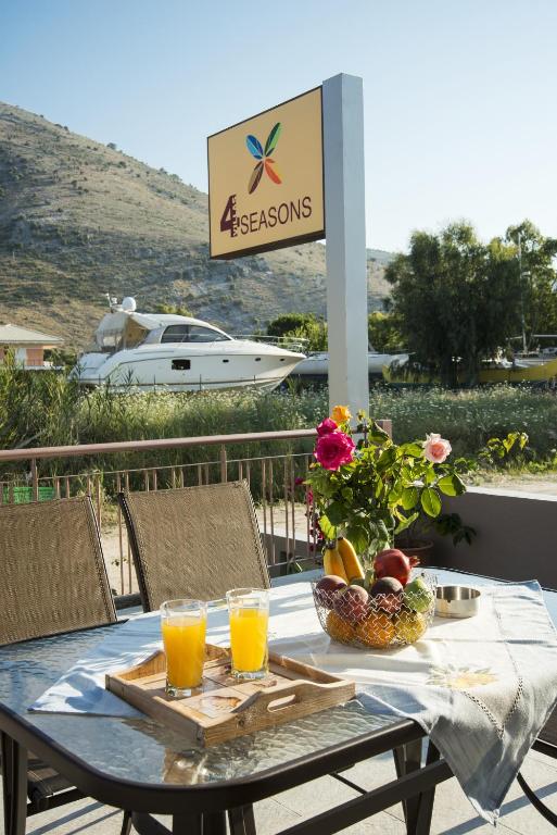 Facilities, 4 Seasons Villas in Plataria