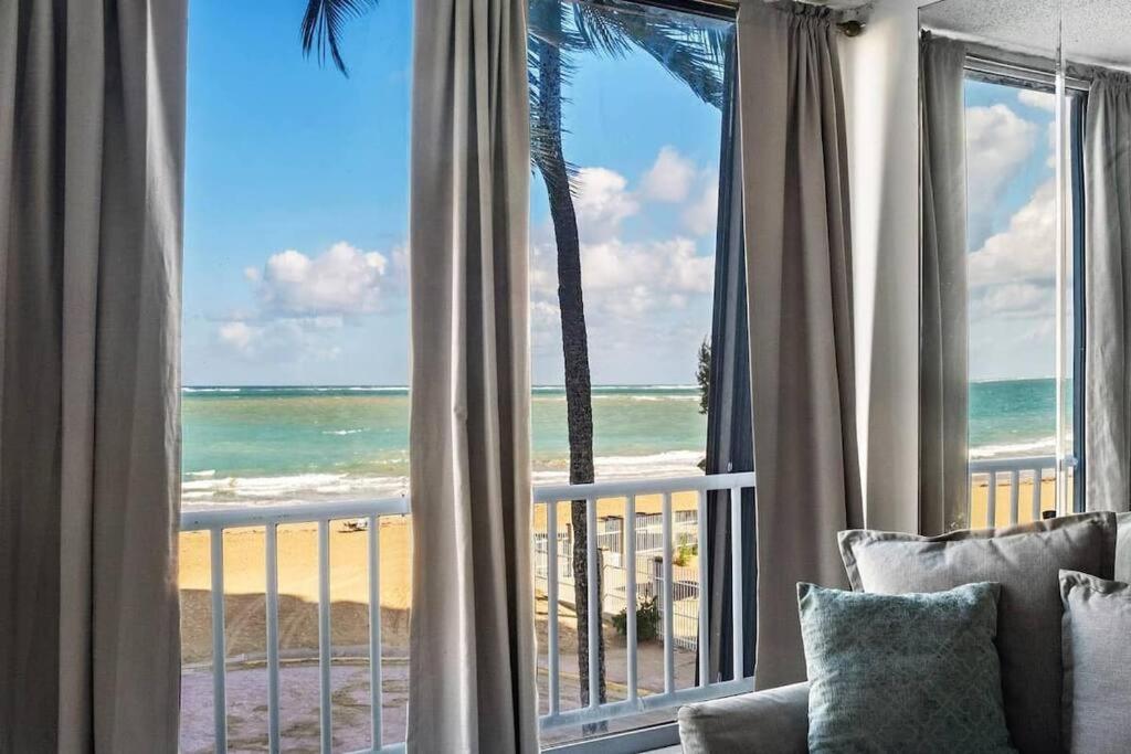Playa Verde 1BDR Beachfront APT, San Juan