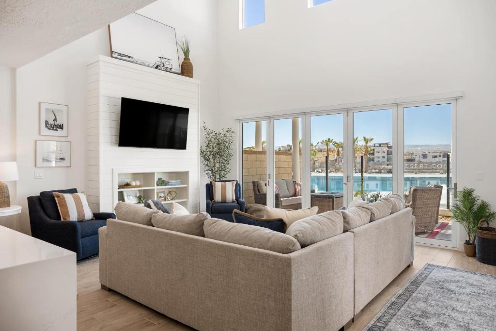 Experience Utah at the Beach home, St. George