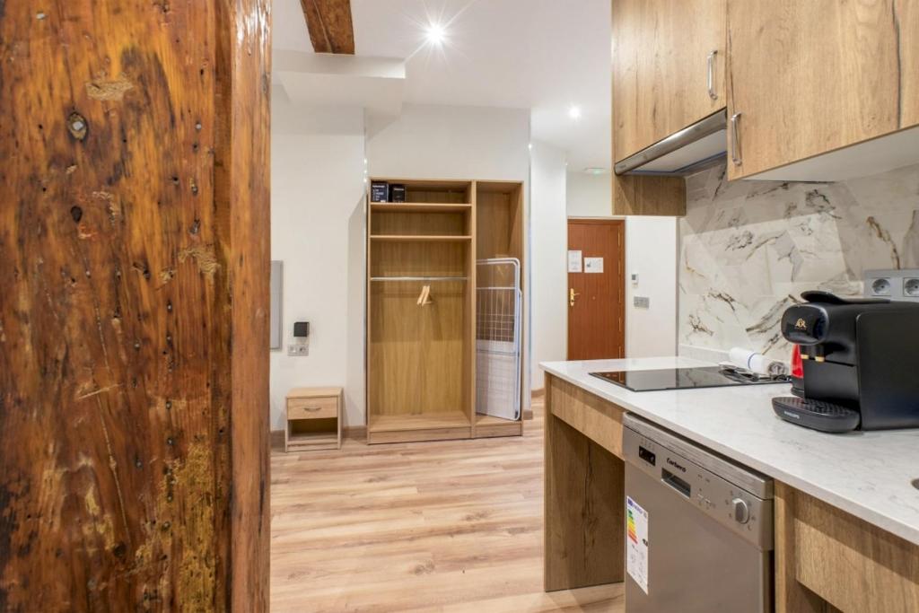 Accessible and Modern- 1 Bedroom 1 Bath- Justice - 5