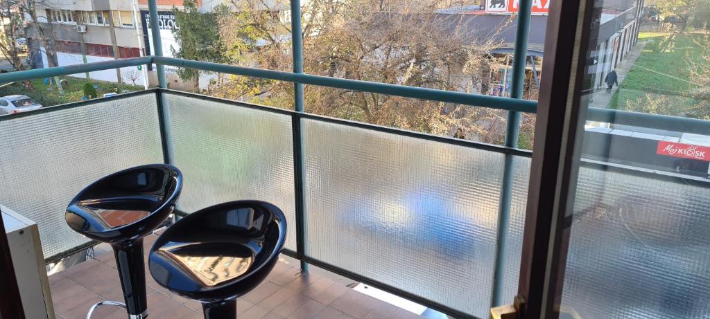 Grey apartment Novi Beograd - 2