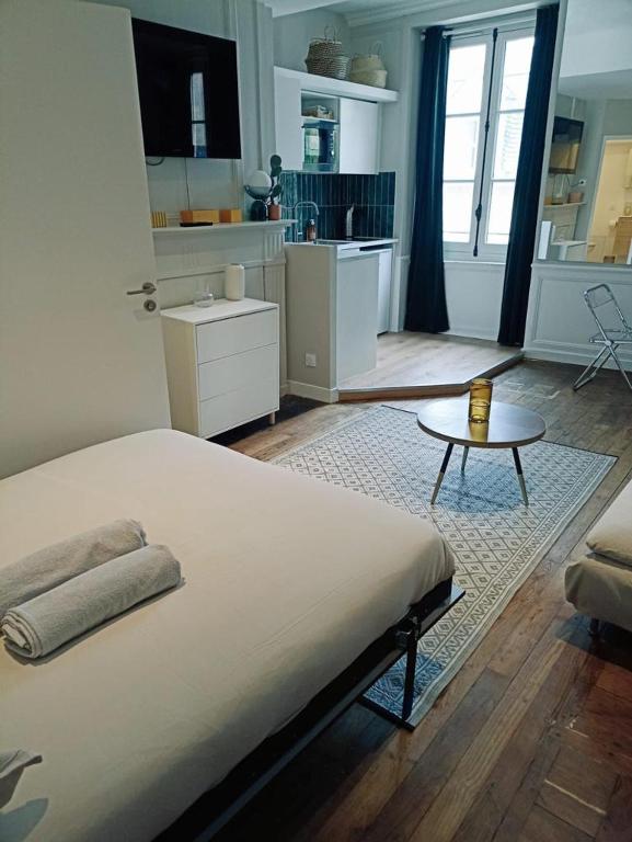 Yukos-Studio Cosy-(Hypercentre) - 4