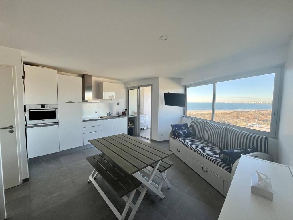 Bel appartement P2 climatisé vue sur mer pour 2/4 pers avec terrasse et parking - 2