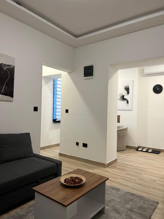 Top Slavija Apartment - 4