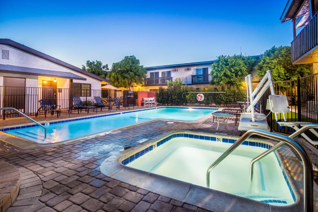 The Lemon Tree Hotel photo