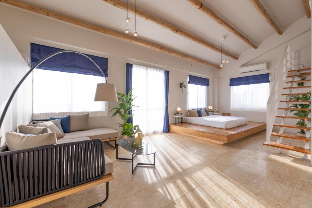 Crystal Villa ikema