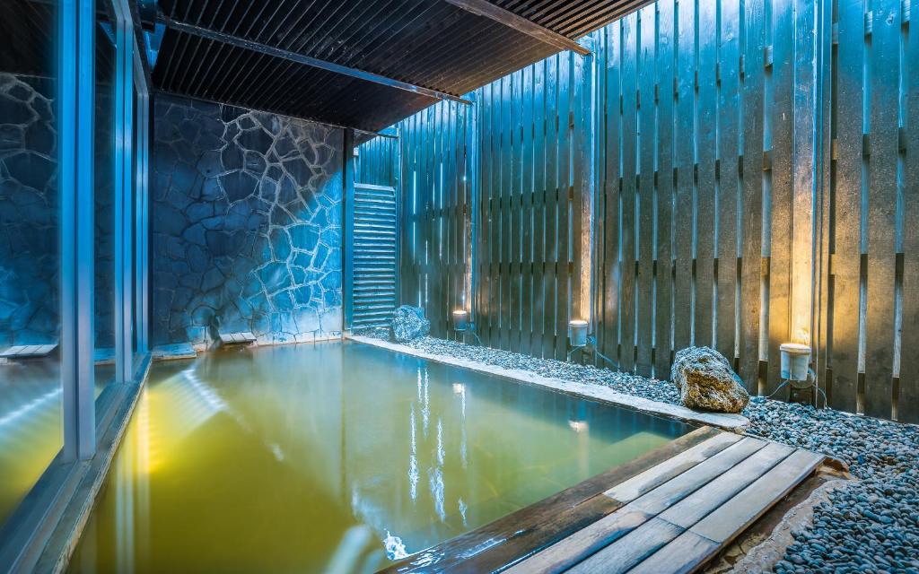 فندق ذا فايل نيسيكو (The Vale Niseko Hotel)
