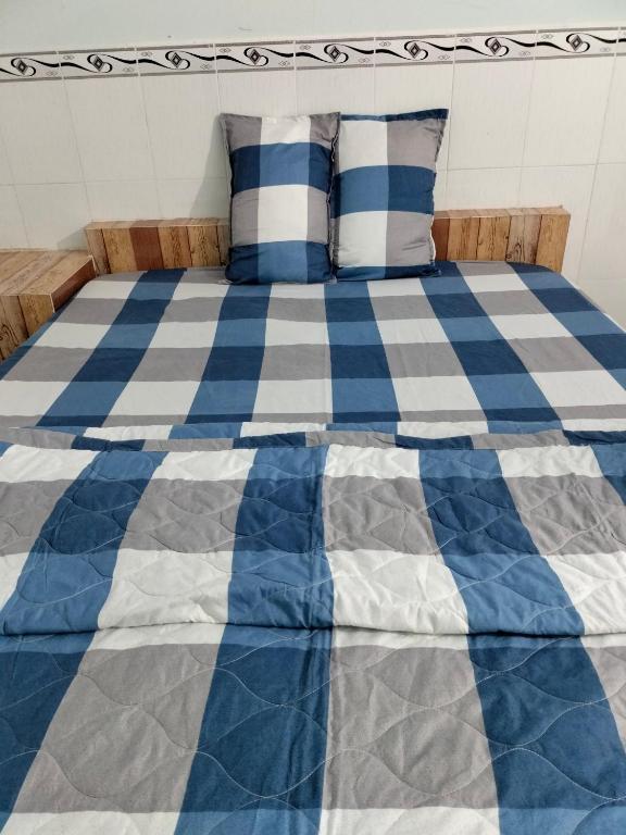 Nhà nghỉ Út Tí
