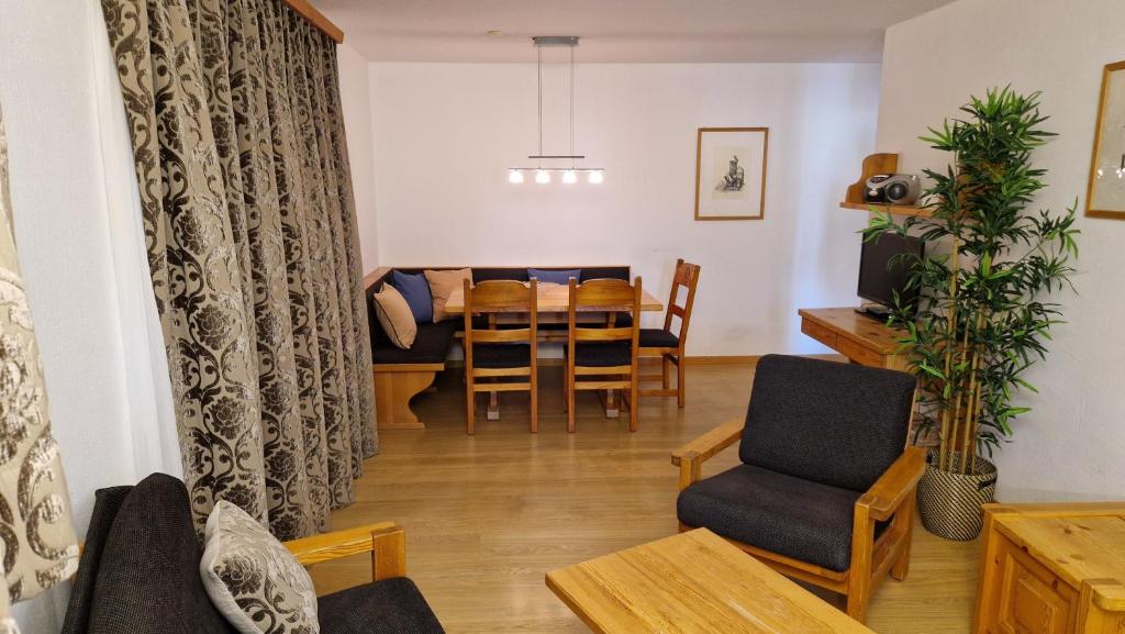 Chesa Bellaval, Haus la Vuolp 3 1 2-Zimmerwohnung - 4