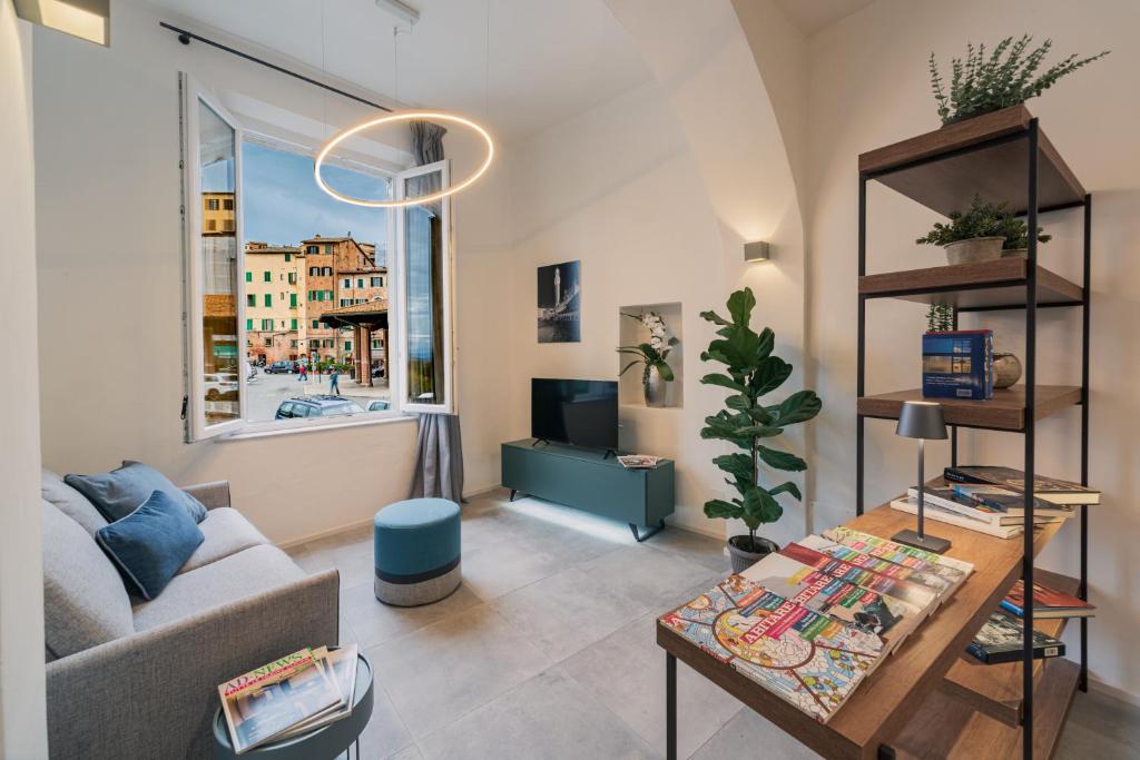 Siena - Stylish loft near Piazza del Campo!, Siena