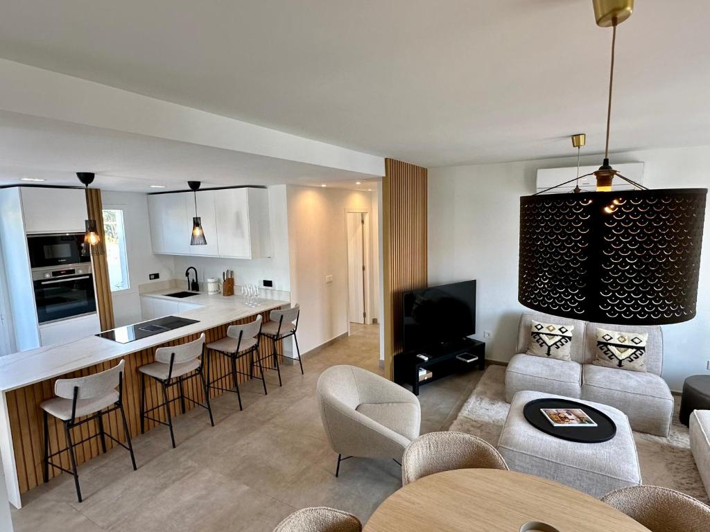 4 bedroom duplex Penthouse Califa - 2